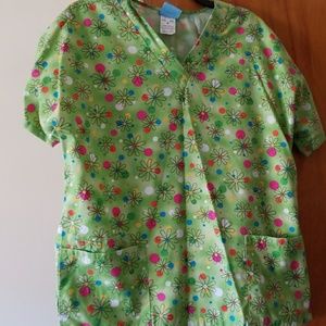 Medium Flower Scrub top
